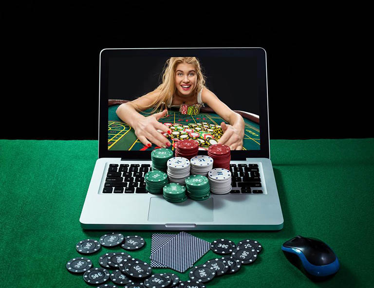 đánh bạc ngoài đời thật và đánh bạc online